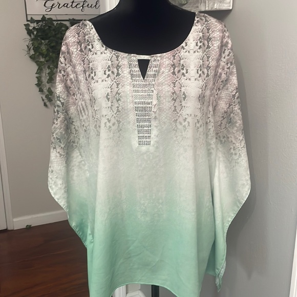 Style & Co. Blouse Women Split V-Neck Kaftan Sleeve Gems Flowy - Picture 1 of 10